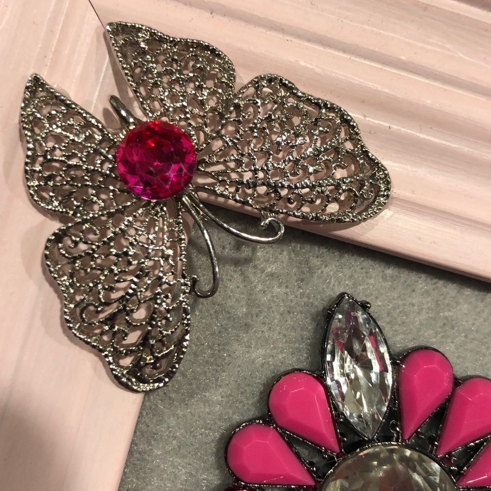 FRAMED JEWELRY ART COLLAGE “PINK PERFECTION” OOAK! - Picture 5 of 10